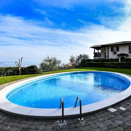 Borgo Gardone Riviera